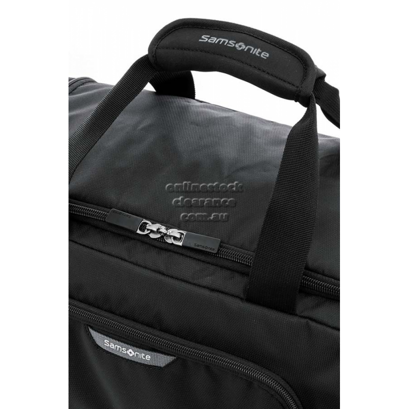 35788_SMALL CABIN 55CM WHEELED DUFFLE